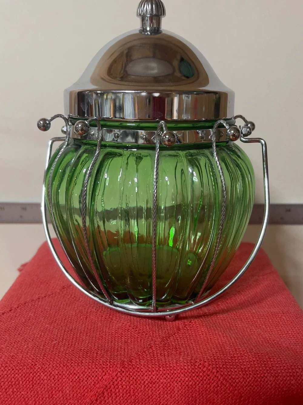 Vtg. Emerald Green Glass Musical Biscuit/ Candy Jar Plays music W/Lid 1950’s